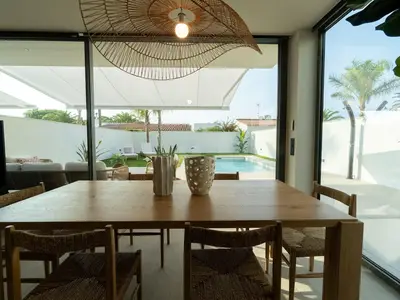 DiningRoom