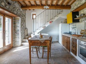 23949507-Ferienhaus-6-Campiglia D'Orcia-300x225-3