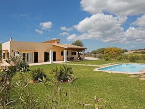 22617239-Ferienhaus-4-Campos-300x225-2