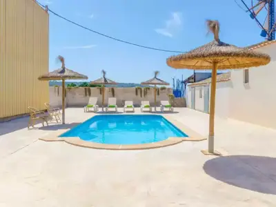PoolOfHouse
