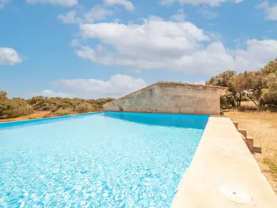 PoolOfHouse