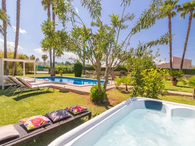 PoolOfHouse