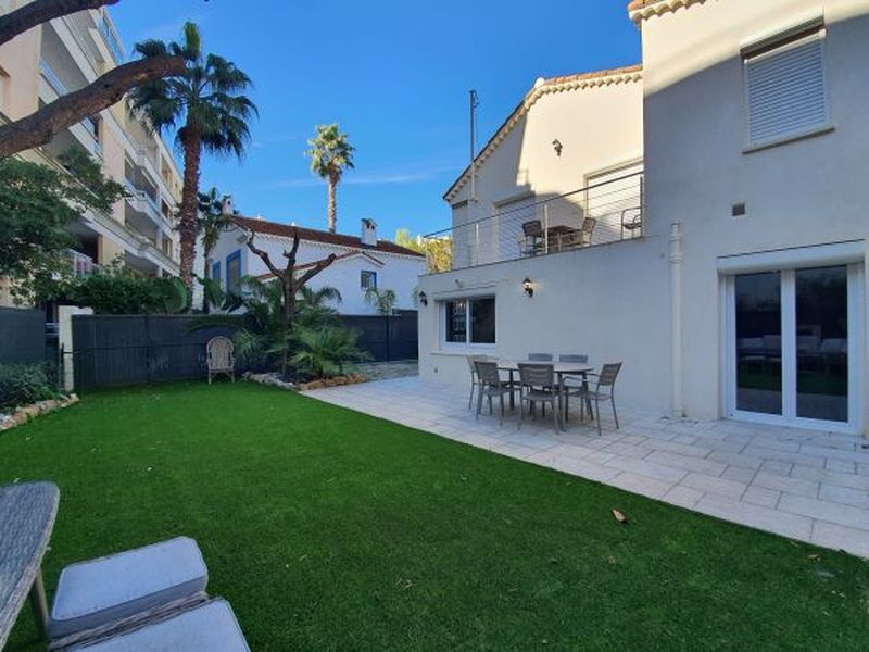 23552087-Ferienhaus-5-Cannes-800x600-0