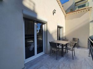 23552087-Ferienhaus-5-Cannes-300x225-4