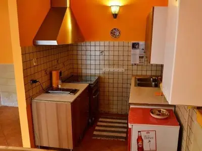 vollausgestattete Küche EG