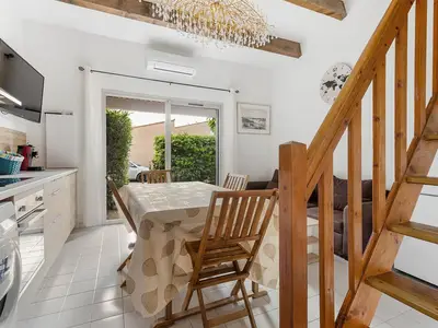 DiningRoom