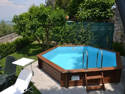 PoolOfHouse