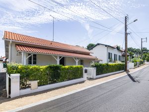 23853912-Ferienhaus-6-Capbreton-300x225-5