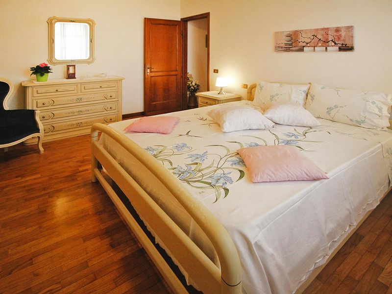 23287467-Ferienhaus-6-Capezzano Pianore-800x600-2