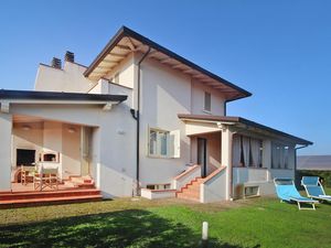 Ferienhaus für 8 Personen (190 m²) in Capezzano Pianore