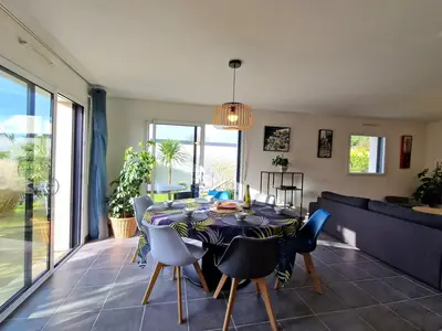 DiningRoom