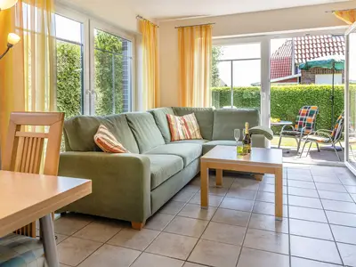 Ferienhaus für 5 Personen (75 m²) in Carolinensiel 1/10