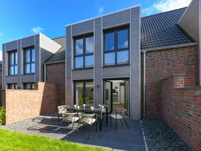 Ferienhaus für 7 Personen (100 m²) in Carolinensiel 1/10