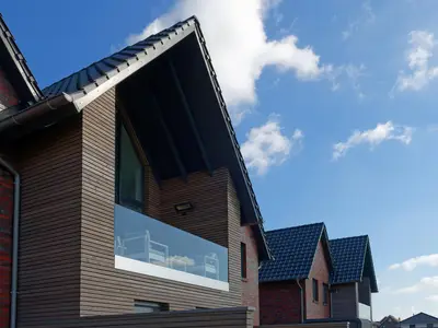 Lichtdurchflutete Loggia für ruhige Stunden