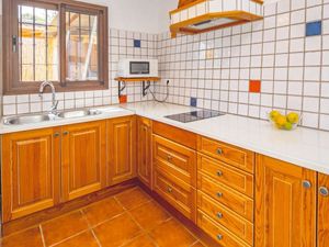 23430530-Ferienhaus-8-Cartama-300x225-2