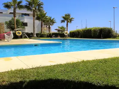 PoolOfHouse