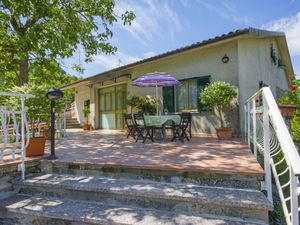 23844100-Ferienhaus-6-Casola In Lunigiana-300x225-5