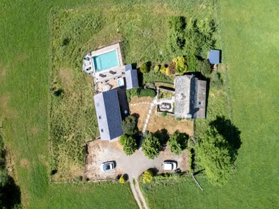 Außenseite Ferienhaus [Sommer]
