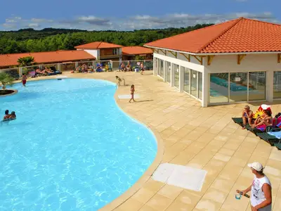 PoolOfHouse