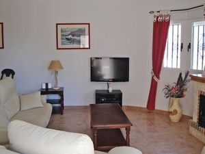 23725405-Ferienhaus-6-Castalla-300x225-3