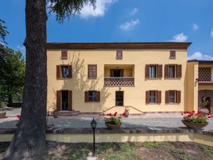 23867668-Ferienhaus-6-Castel Rocchero-300x225-1