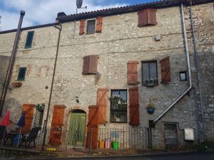 18141774-Ferienhaus-4-Casteldelmonte-300x225-0