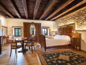 21593423-Ferienhaus-16-Castelgomberto-300x225-0