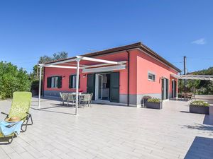 Ferienhaus für 10 Personen (120 m²) in Castellabate