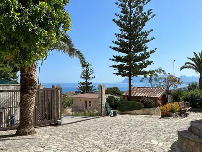 ExteriorSummer