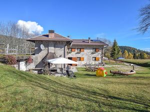 Ferienhaus für 14 Personen (190 m²) in Castello Tesino