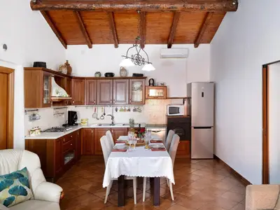 Ferienhaus für 7 Personen (170 m²) in Castiglione Di Sicilia 2/10