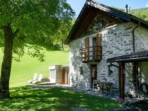 Ferienhaus für 5 Personen in Castro (Cantone Ticino)