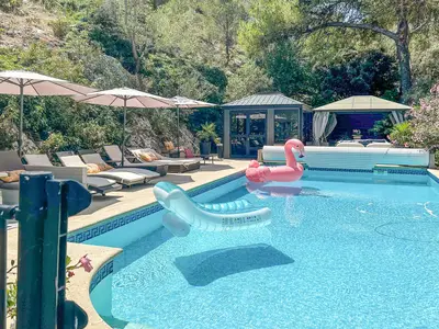 pool