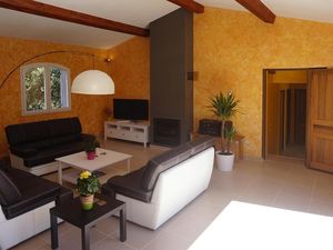 23299068-Ferienhaus-6-Cavalaire-sur-Mer-300x225-3