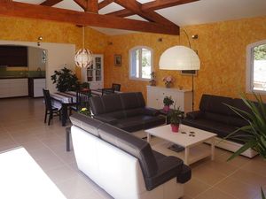 23299068-Ferienhaus-6-Cavalaire-sur-Mer-300x225-4