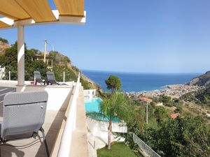 22960315-Ferienhaus-6-Cefalù-300x225-1