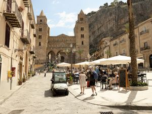 23842259-Ferienhaus-6-Cefalù-300x225-4