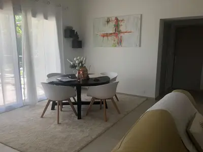 DiningRoom