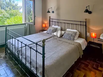 bed