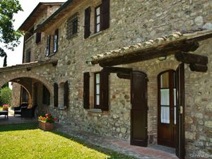 23894805-Ferienhaus-20-Cetona-300x225-3