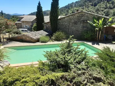 PoolOfHouse