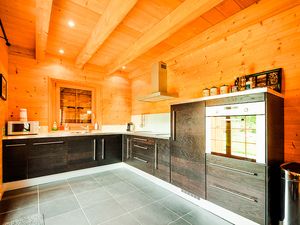 23948584-Ferienhaus-11-Champéry-300x225-5