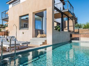 22436757-Ferienhaus-11-Chania-300x225-1