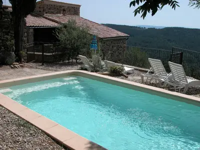 PoolOfHouse