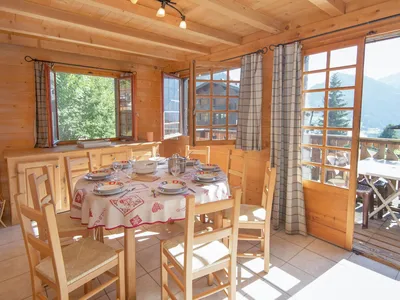 DiningRoom