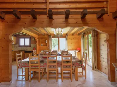 DiningRoom