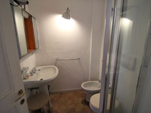 23855754-Ferienhaus-8-Chiavari-300x225-3