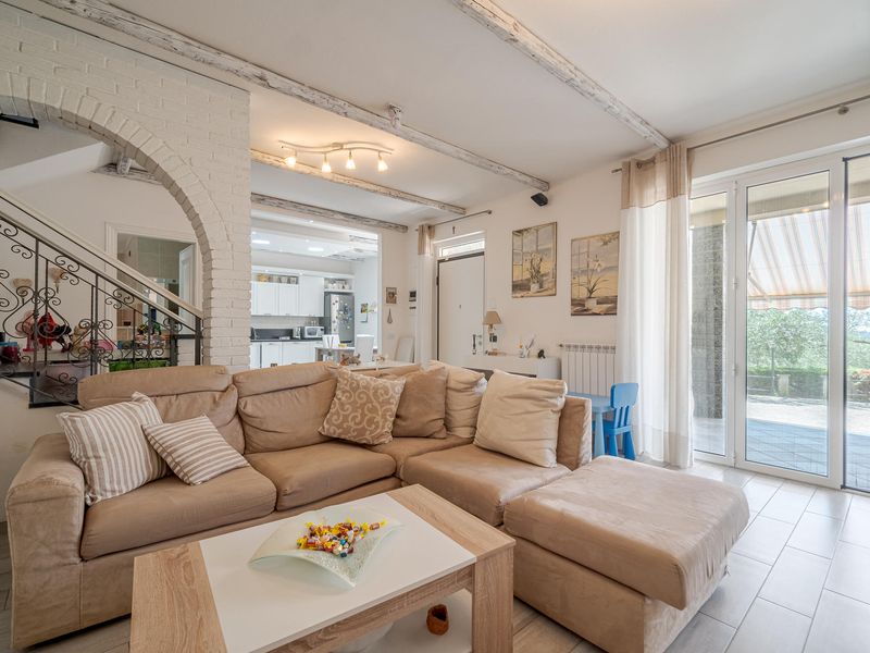 23755740-Ferienhaus-12-Chiavari-800x600-2