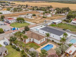 24018475-Ferienhaus-8-Chiclana de la Frontera-300x225-1