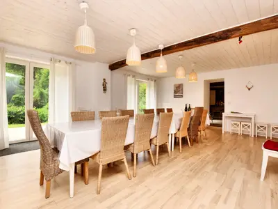 DiningRoom